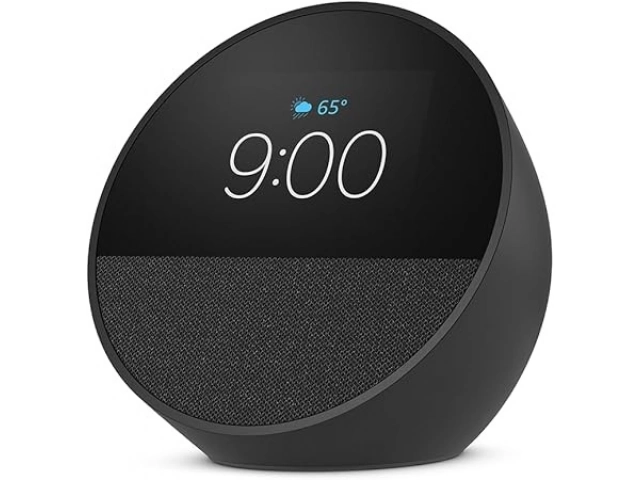Vista frontal del Amazon Echo Spot 2024 en color negro mostrando la hora y el clima en su pantalla táctil.
