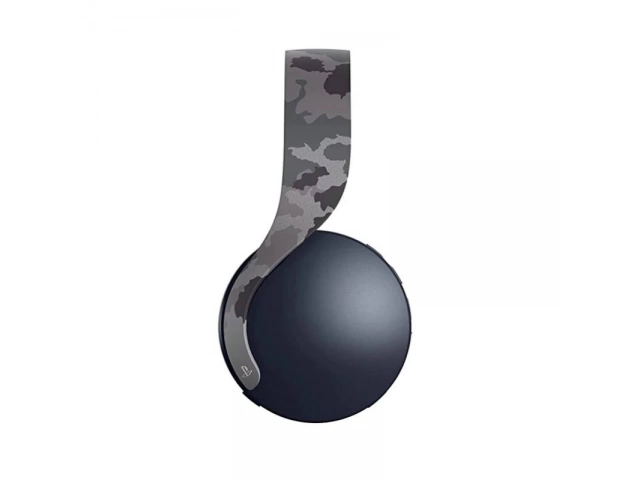 Los Auriculares Sony PS5 Pulse 3D Camuflados en uso, mostrando el micrófono con cancelación de ruido para comunicación clara en juegos multijugador en Uruguay.
