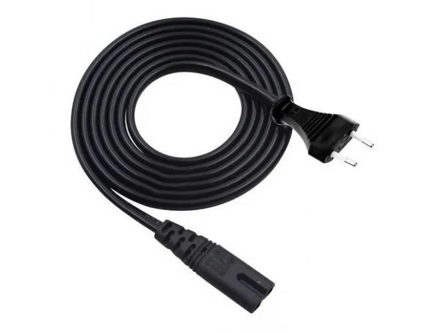 Cable de poder Tipo 8 (Figura 8 / IEC C7) universal, color negro, para alimentación de consolas de videojuegos (PS5, PS4, Xbox), TVs, radios y más. Disponible en Avlis Uruguay.