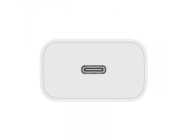 Diseño compacto y portátil del cargador Xiaomi USB-C 20W, perfecto para viajes y uso diario. Comprá en Avlis, tu tienda de tecnología en Uruguay.