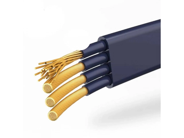 Cable Mcdodo Gorgeous Micro USB cargando de forma segura un control de PlayStation 4.