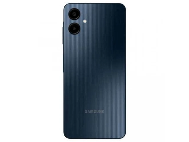 Vista trasera del Samsung Galaxy A06 negro, mostrando el diseño de sus cámaras.