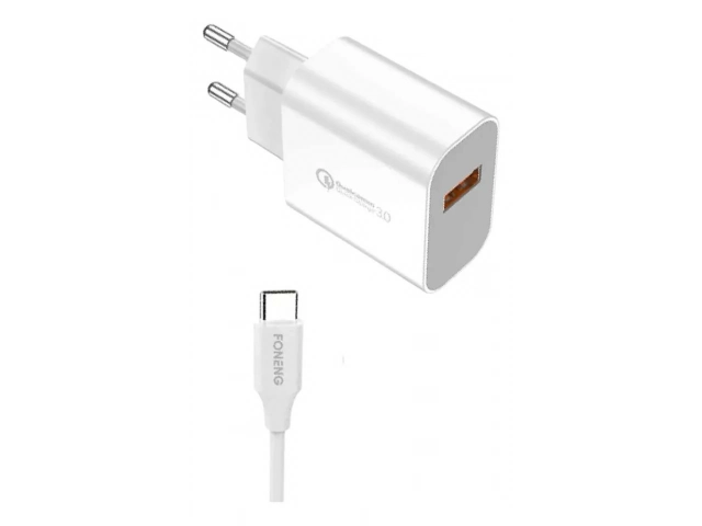 Smartphone o tablet con puerto Micro USB cargando a alta velocidad con el cargador de pared Foneng EU46 de 18W. Comprá en Avlis Uruguay.