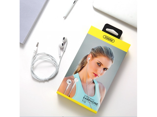 Empaque original de los auriculares Foneng T15 con conexión USB-C.