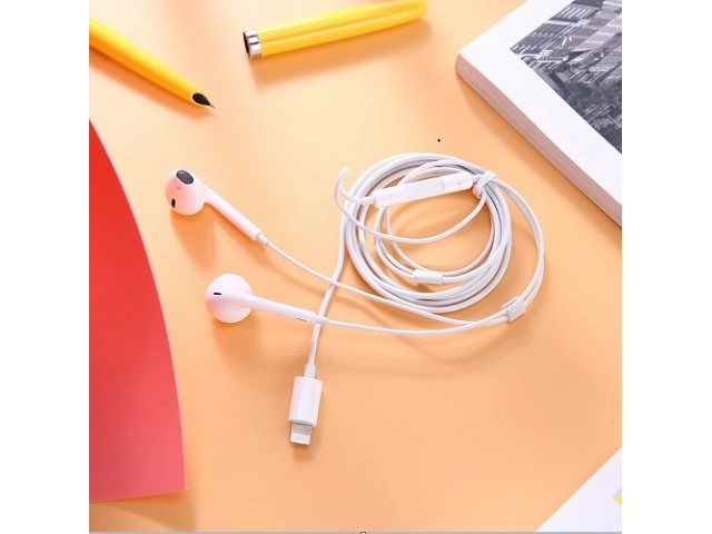 Representación visual del sonido estéreo envolvente de los auriculares Foneng T28
