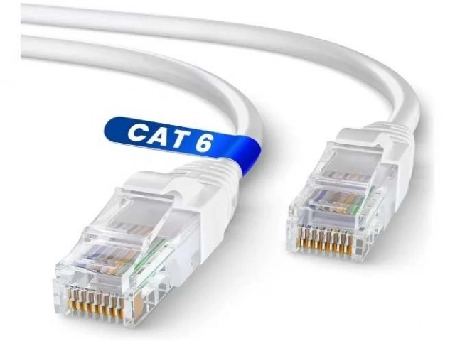 Cable de red CAT6 Gravity de 5 metros enrollado, destacando su flexibilidad y calidad para una conexión estable, en Avlis.