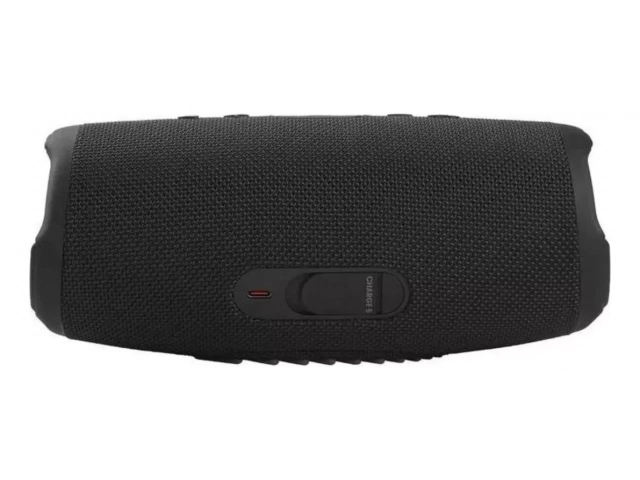 Parte trasera del JBL Charge 5 Black mostrando los puertos de carga y conectividad.%u200B