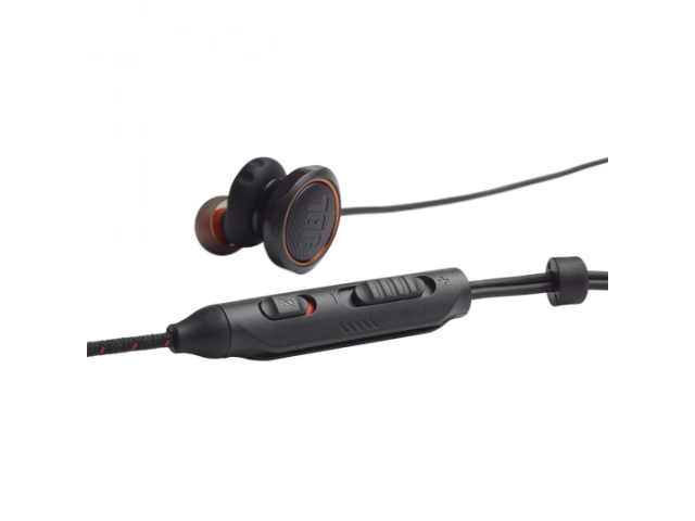 Controles integrados del JBL Quantum 50 para ajustar volumen y llamadas fácilmente.