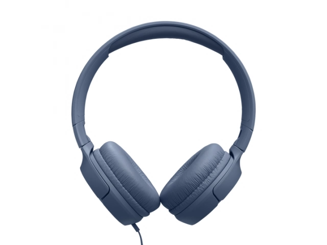 Los auriculares JBL Tune 520BT conectados de forma inalámbrica a un smartphone, ilustrando la tecnología Bluetooth 5.3.