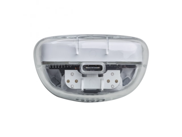 Estuche de carga JBL Tune Flex White con acabado blanco brillante
