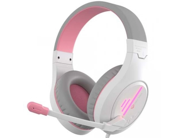 Gamer en Uruguay usando los auriculares Meetion HP021 Pink, mostrando su estilo y comodidad durante el juego.