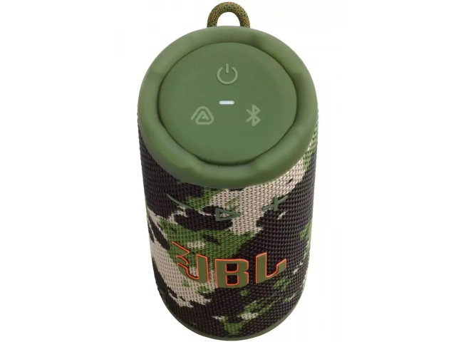 El parlante JBL Grip Squad con dise&ntilde;o camuflaje es indestructible: IP68 (agua/polvo) y a prueba de ca&iacute;das.