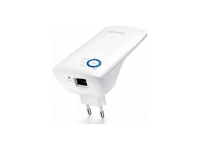 Demostración del puerto Ethernet del repetidor TP-Link WA850RE conectando una consola de videojuegos a la red Wi-Fi.
