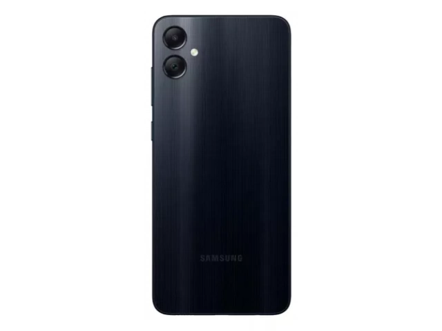 Parte trasera del Samsung Galaxy A06 resaltando su acabado negro