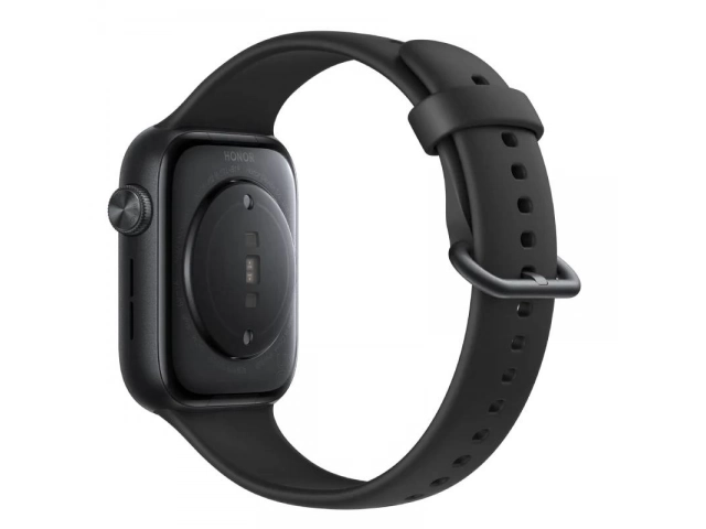 Smartwatch Honor Watch 5 negro sincronizado con un smartphone, ilustrando su conectividad y notificaciones inteligentes, en Avlis Uruguay.