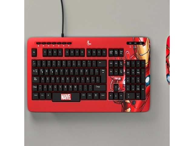 Conector USB del teclado Xtech Iron Man para fácil instalación