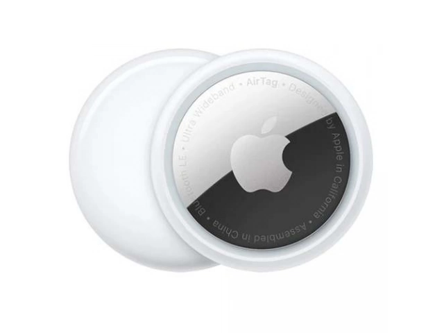 Apple AirTag (1 Pack) adherido a unas llaves, ideal para encontrar objetos perdidos, en Avlis.