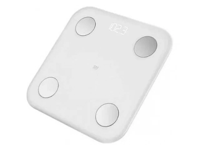 Balanza Xiaomi Mi Smart Scale 2 en color blanco, diseño minimalista y moderno. Encontrala en Avlis.