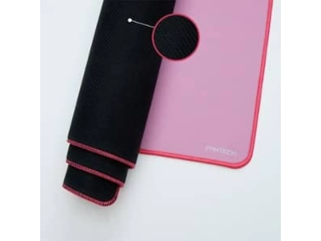 Mousepad Fantech MP70 en color Pink. Superficie de alta precisi&oacute;n para gaming, base de goma antideslizante y bordes reforzados. &iexcl;Estilo y control total en 2026!